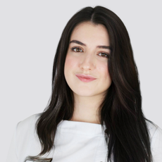 Карабутова Яна Ивановна, стоматолог-терапевт