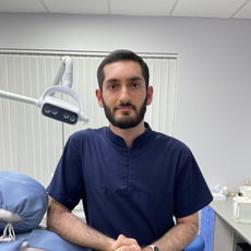 Маддинов Мураджан Усманович, стоматолог-хирург