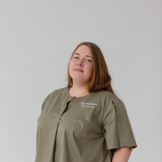 Попова Ангелина Александровна, стоматолог-терапевт