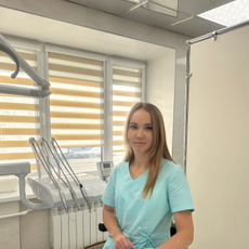 Дерябина Ирина Анатольевна, стоматолог-терапевт