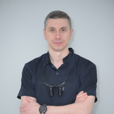 Аванесов Давид Каренович, стоматолог-хирург