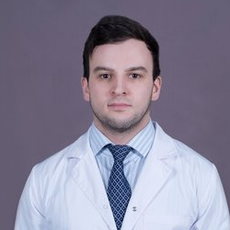 Велиев Максим Абдулахович, стоматолог-хирург