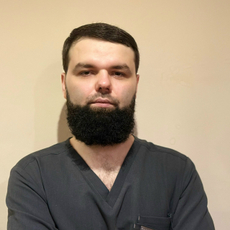 Мухтаров Ислам Абдухаликович, стоматолог-хирург