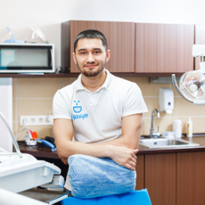 Макаров Артем Александрович, стоматолог-ортопед