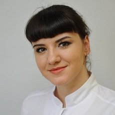 Ломакова Надежда Сергеевна, стоматолог-терапевт