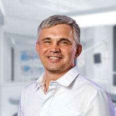 Кондарев Игорь Иванович, стоматолог-ортопед