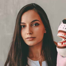 Ожегина Анастасия Леонидовна, стоматолог-терапевт