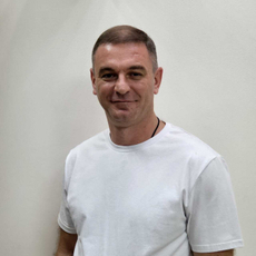 Баклыков Евгений Олегович, стоматолог-хирург