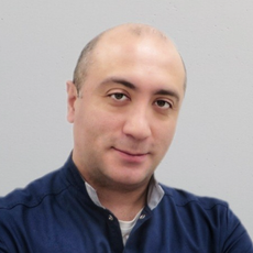 Хачумян Ваагн Хоренович, стоматолог-хирург