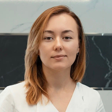 Акасова Елена Валерьевна, врач-косметолог