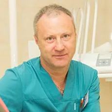 Щипков Дмитрий Анатольевич, стоматолог-хирург