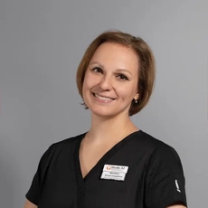 Жукова Наталья Александровна, стоматолог-хирург