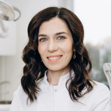 Самарская Наталья Сергеевна, стоматолог-терапевт