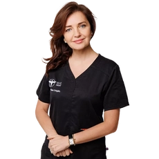 Долгих Инесса Михайловна, стоматолог-терапевт