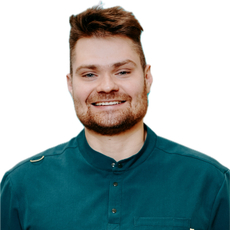 Минченко Никита Мирославович, стоматолог-хирург