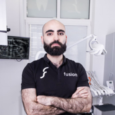 Гаспарян Давид Геворгович, стоматолог-терапевт