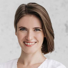 Гайворонская Алина Михайловна, стоматолог-хирург