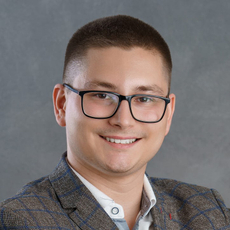 Гладышев Руслан Вадимович, стоматолог-терапевт