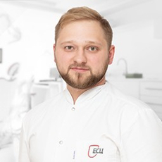 Москаленко Иван Игоревич, стоматолог-ортопед