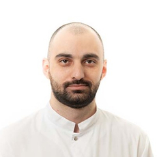 Багулов Артем Анзорович, стоматолог-терапевт