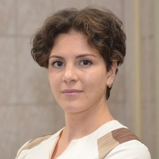 Чернышова Елена Евгеньевна, стоматолог-терапевт