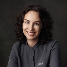 Маканина Лина Викторовна, стоматолог-терапевт