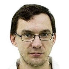 Развалов Денис Вениаминович, хирург