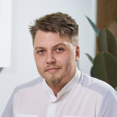 Шумилов Кирилл Александрович, стоматолог-терапевт