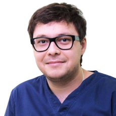 Кузьмин Евгений Вячеславович, стоматолог-хирург