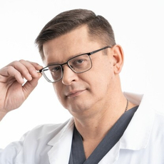Вейс Андрей Александрович, уролог