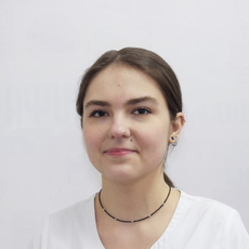 Староверова Алена Владиславовна, стоматолог-терапевт