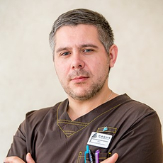 Остроухов Виктор Владимирович, спортивный врач