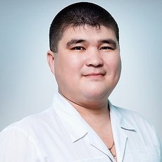 Топаков Евгений Валерьевич, хирург