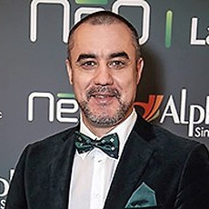 Крыхтин Денис Сергеевич, стоматолог-хирург