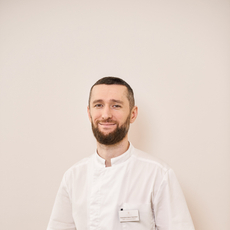 Ецадашвили Денис Георгиевич, стоматолог-хирург