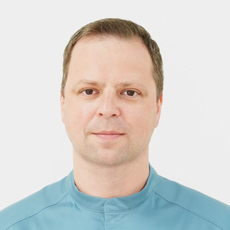 Черненко Олег Валерьевич, стоматолог-хирург