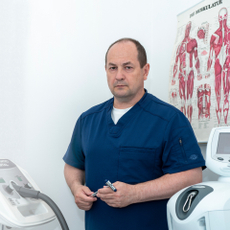 Ушаков Андрей Николаевич, терапевт