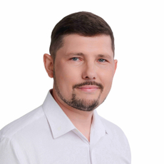 Пономарев Станислав Евгеньевич, стоматолог-терапевт