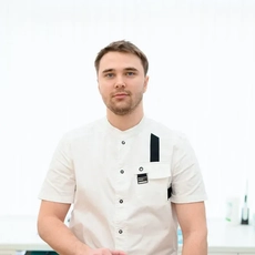 Кучеренко Алексей Эдуардович, стоматолог-терапевт