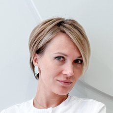 Пасаниди Евгения Леонидовна, стоматолог-терапевт