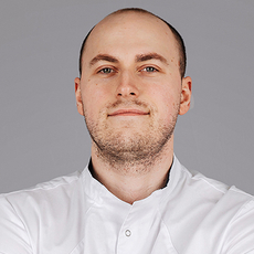 Юстус Отто Сергеевич, стоматолог-ортопед