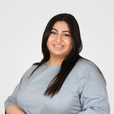 Думанова Мария Джимовна, стоматолог-терапевт