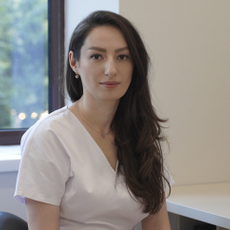 Токова Мадина Ахматовна, стоматолог-терапевт