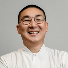 Коноров Сактар Исатаевич, оптометрист