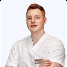 Ивлев Олег Александрович, стоматолог-терапевт