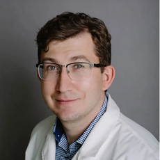 Гринев Иван Александрович, онколог