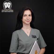 Зайдуллина Аделина Наилевна, стоматолог-терапевт