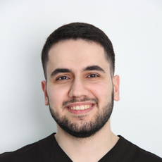 Габриелян Сергей Артурович, стоматолог-терапевт