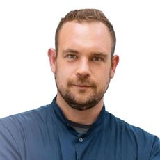 Стародубов Алексей Петрович, стоматолог-терапевт