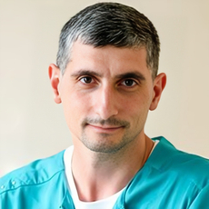 Кузьмин Игорь Алексеевич, стоматолог-хирург